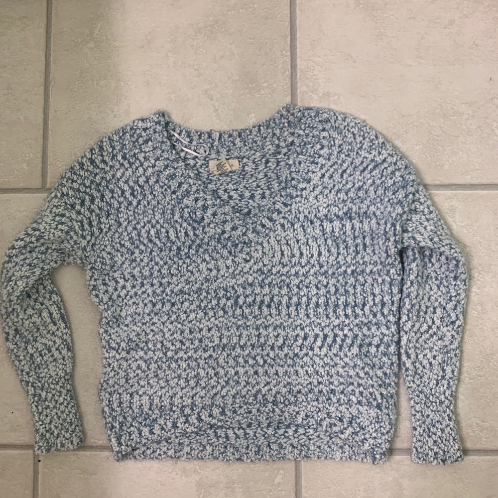 super soft sweater!!